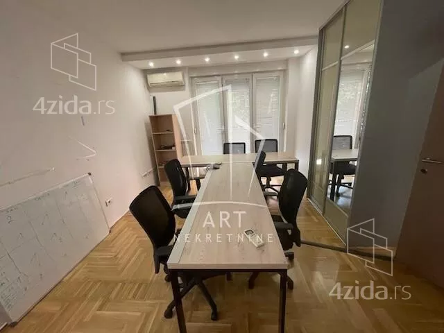 Kancelarija | 4zida