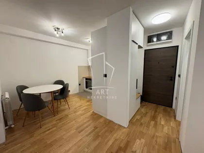 Branka Pešića | 4zida.rs