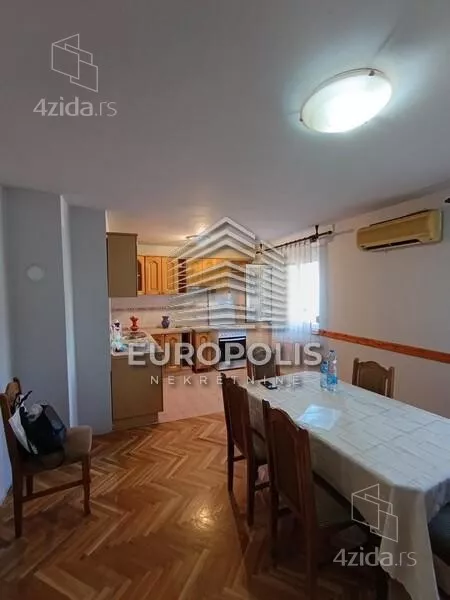 3-etažna kuća | 4zida