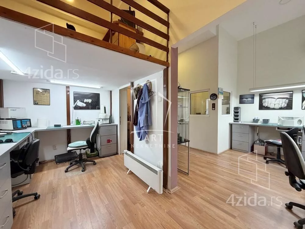 Lokal | 4zida