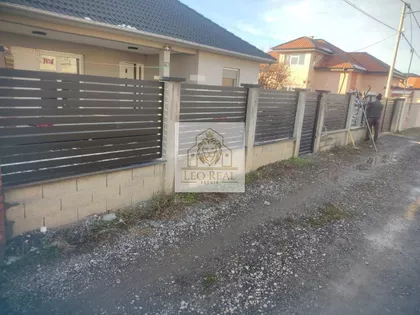Surčin (mesto) | 4zida.rs