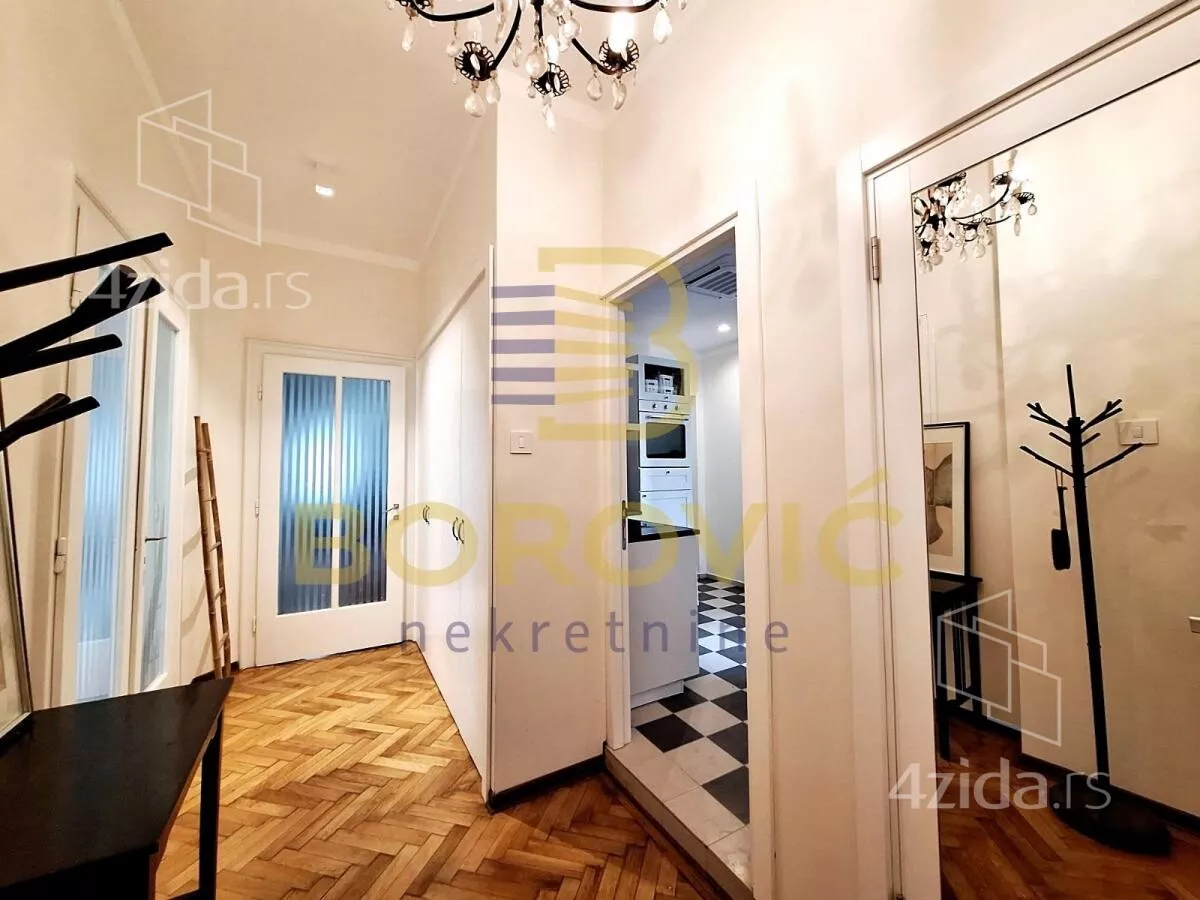 Petosoban stan | 4zida