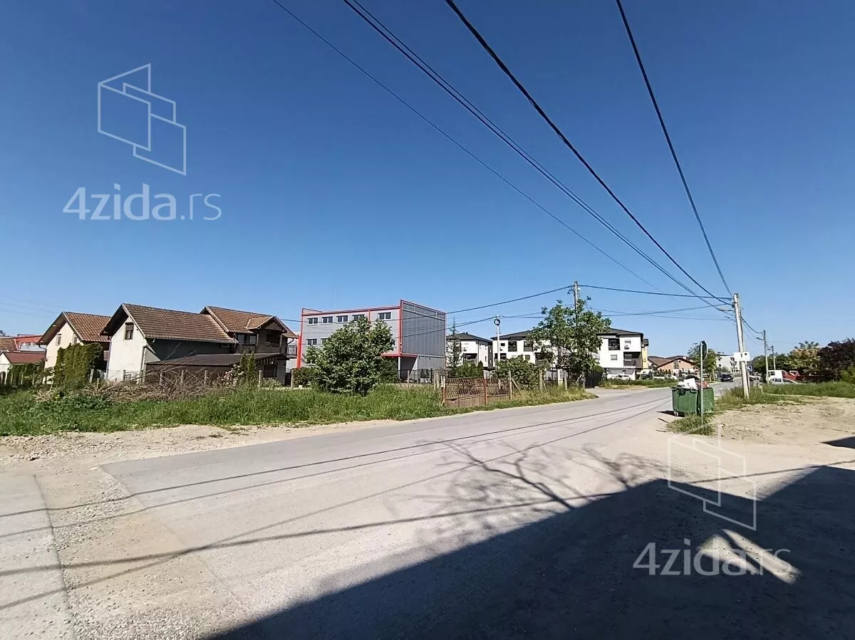 Plac | 4zida