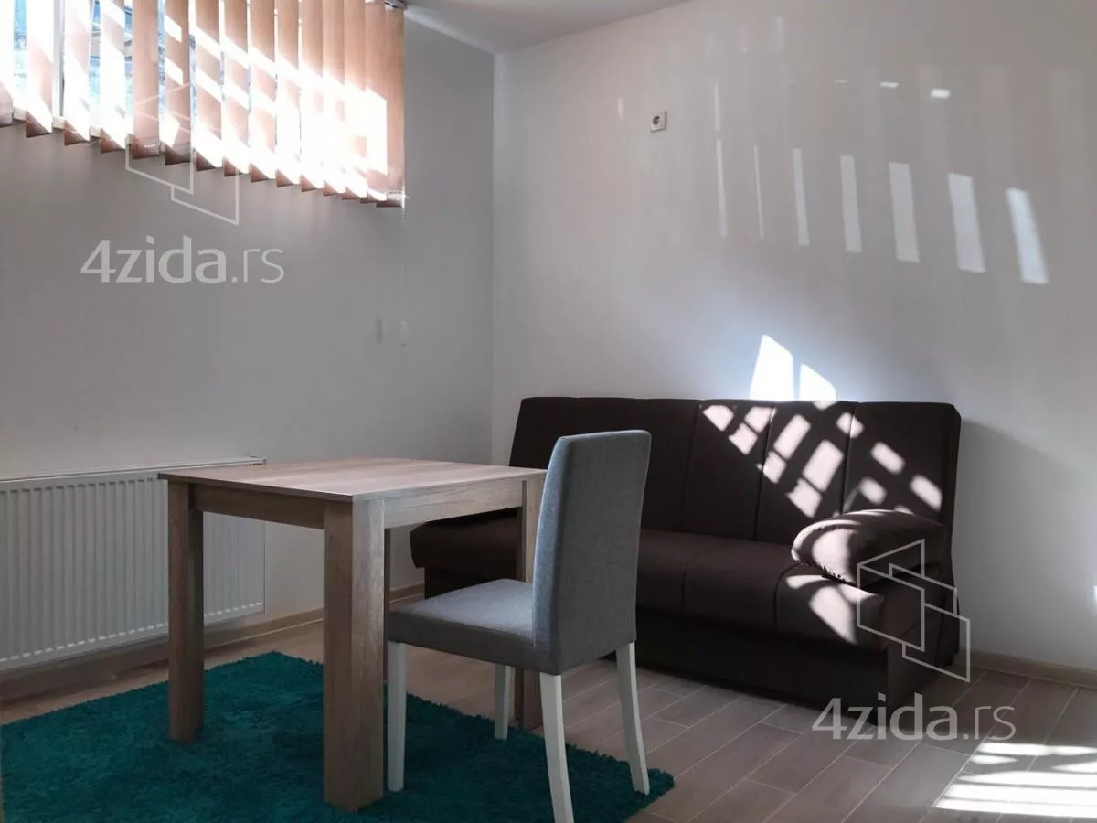 Garsonjera | 4zida