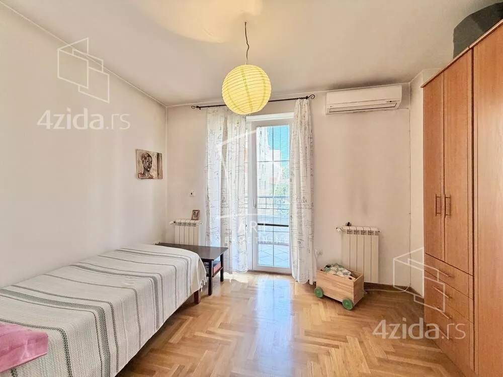 4-etažna kuća | 4zida