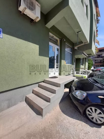 Ruža | 4zida.rs