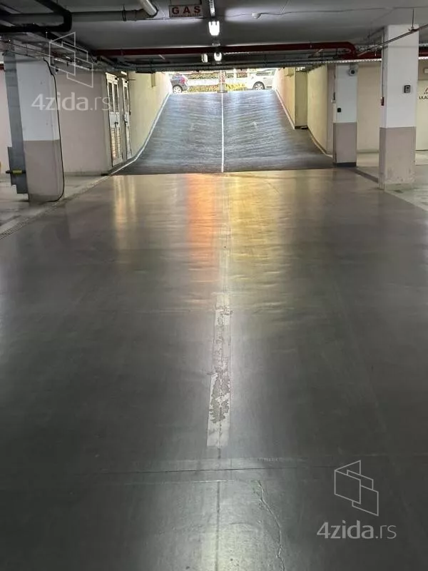 Garaža | 4zida