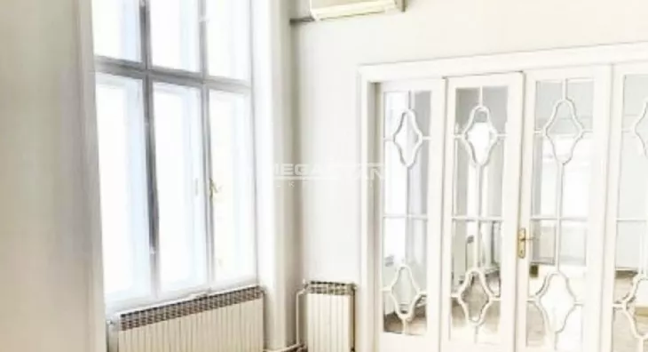 Petoiposoban stan | 4zida