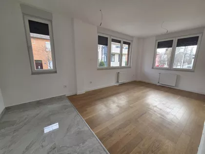 Adamovićevo Naselje | 4zida.rs