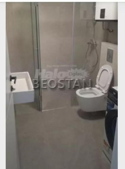 Cara Dusana | 4zida.rs