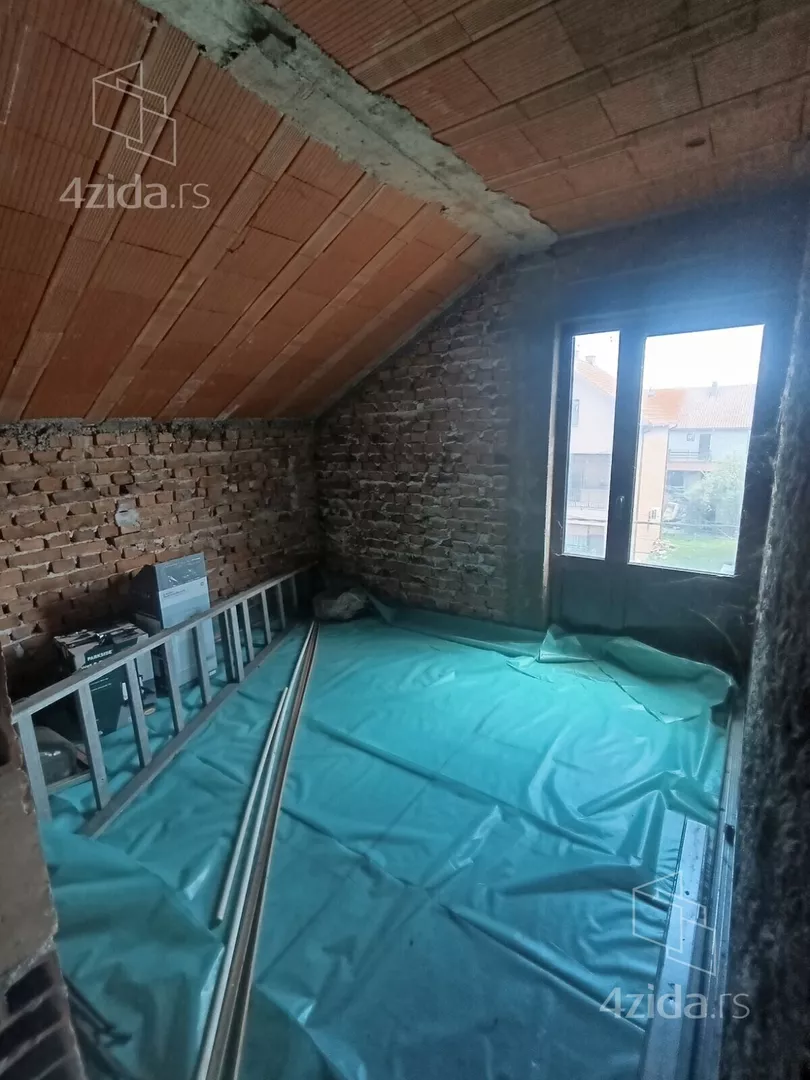 3-etažna kuća | 4zida