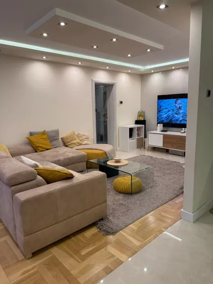 Banovo Brdo | 4zida.rs