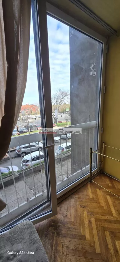 Hala Pionir | 4zida.rs