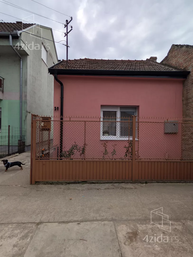 Građevinsko zemljište | 4zida