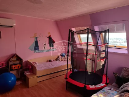 Mali Radanovac | 4zida.rs