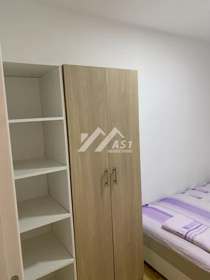 Heroja Pinkija | 4zida.rs