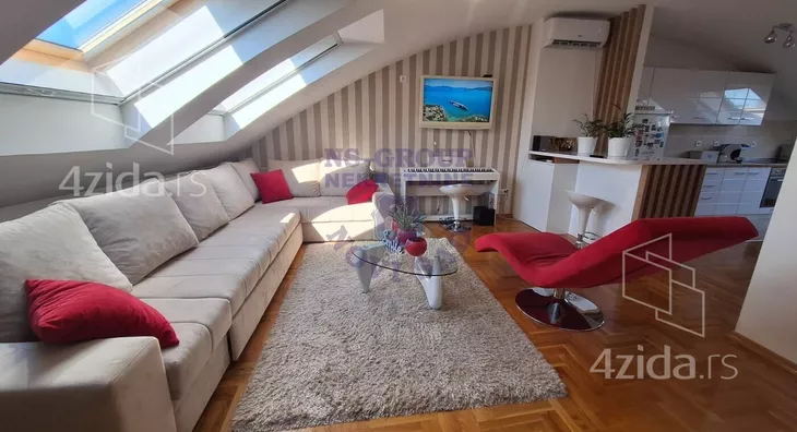 Troiposoban stan | 4zida