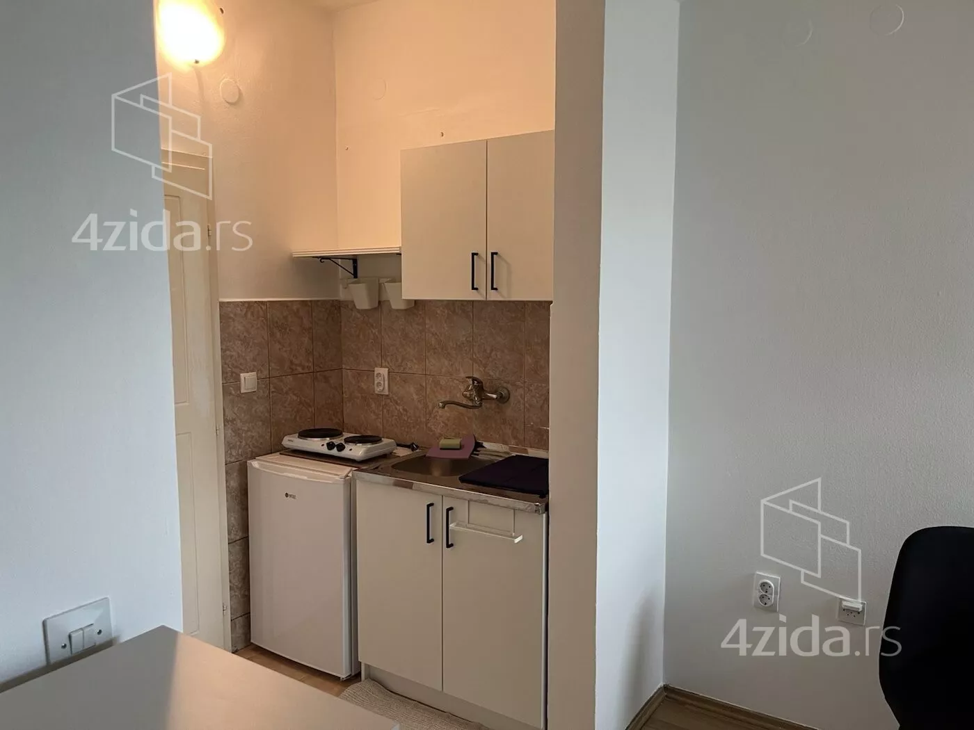 Garsonjera | 4zida