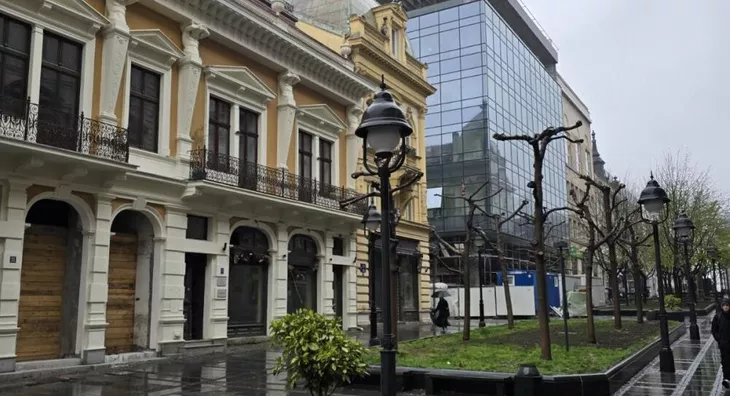 Šestosoban stan | 4zida