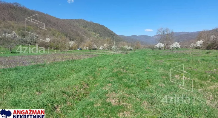 Poljoprivredno zemljište | 4zida