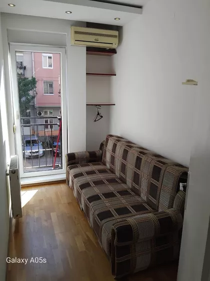 Janka Čmelika | 4zida.rs