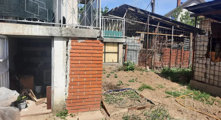 4-etažna kuća | 4zida