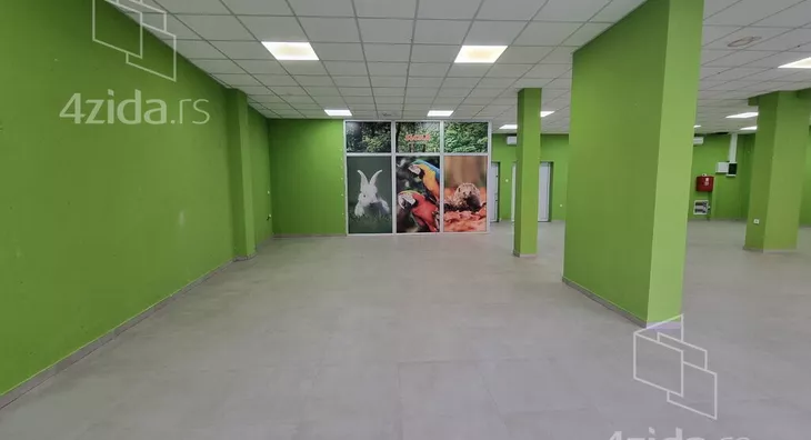 Poslovni prostor | 4zida