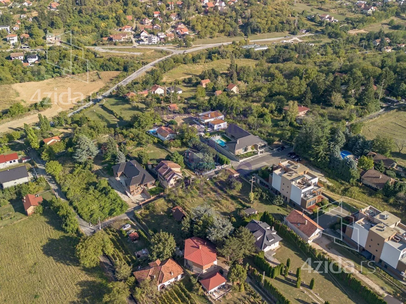 Građevinsko zemljište | 4zida