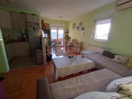 Belokrajinska | 4zida.rs