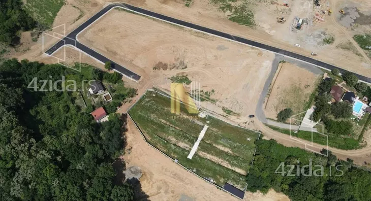 Plac | 4zida