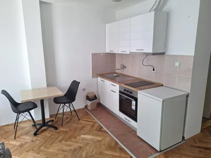 Vardarska | 4zida.rs