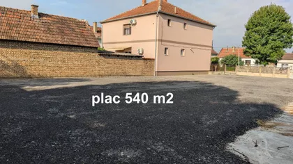 Karađorđeva 142 | 4zida.rs