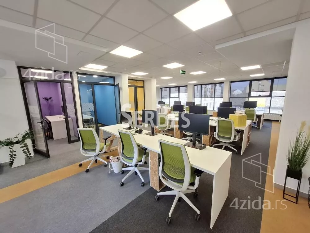 Poslovni prostor | 4zida