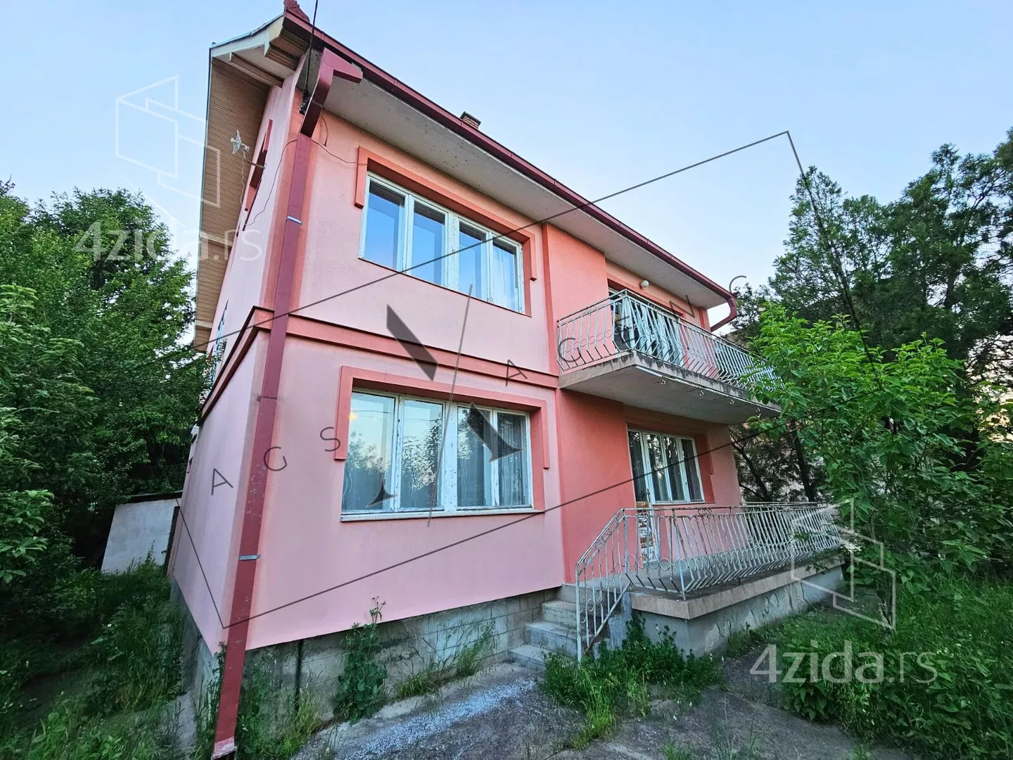 3-etažna kuća | 4zida