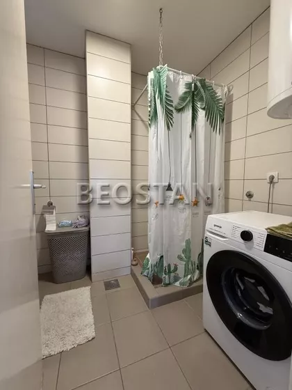 Tomasa Mana | 4zida.rs