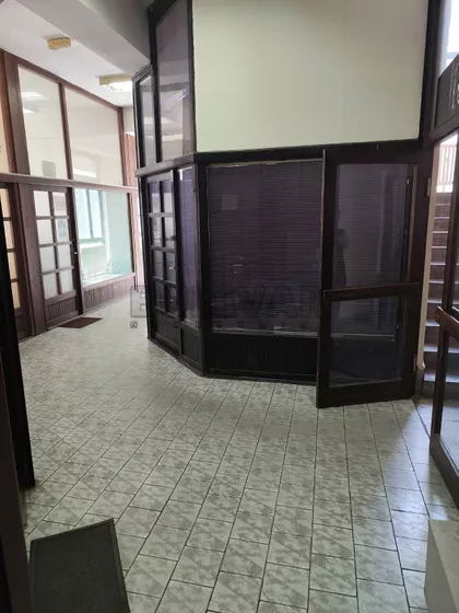 Trg revolucije | 4zida.rs