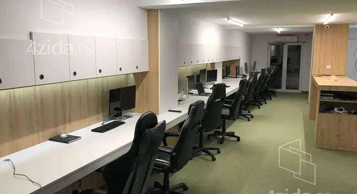 4-etažna kuća | 4zida