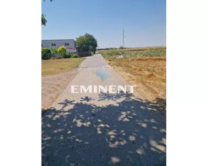 Surčin (mesto) | 4zida.rs