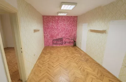 Dečanska | 4zida.rs