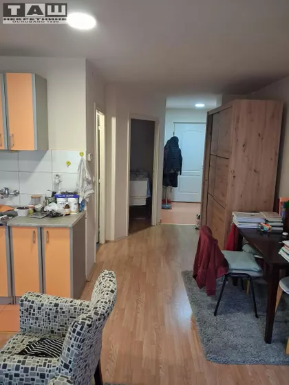 Vašarište | 4zida.rs