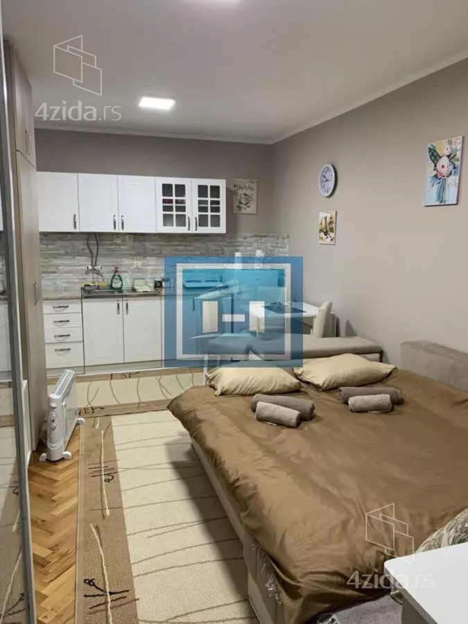 Garsonjera | 4zida