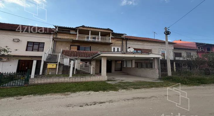 3-etažna kuća | 4zida