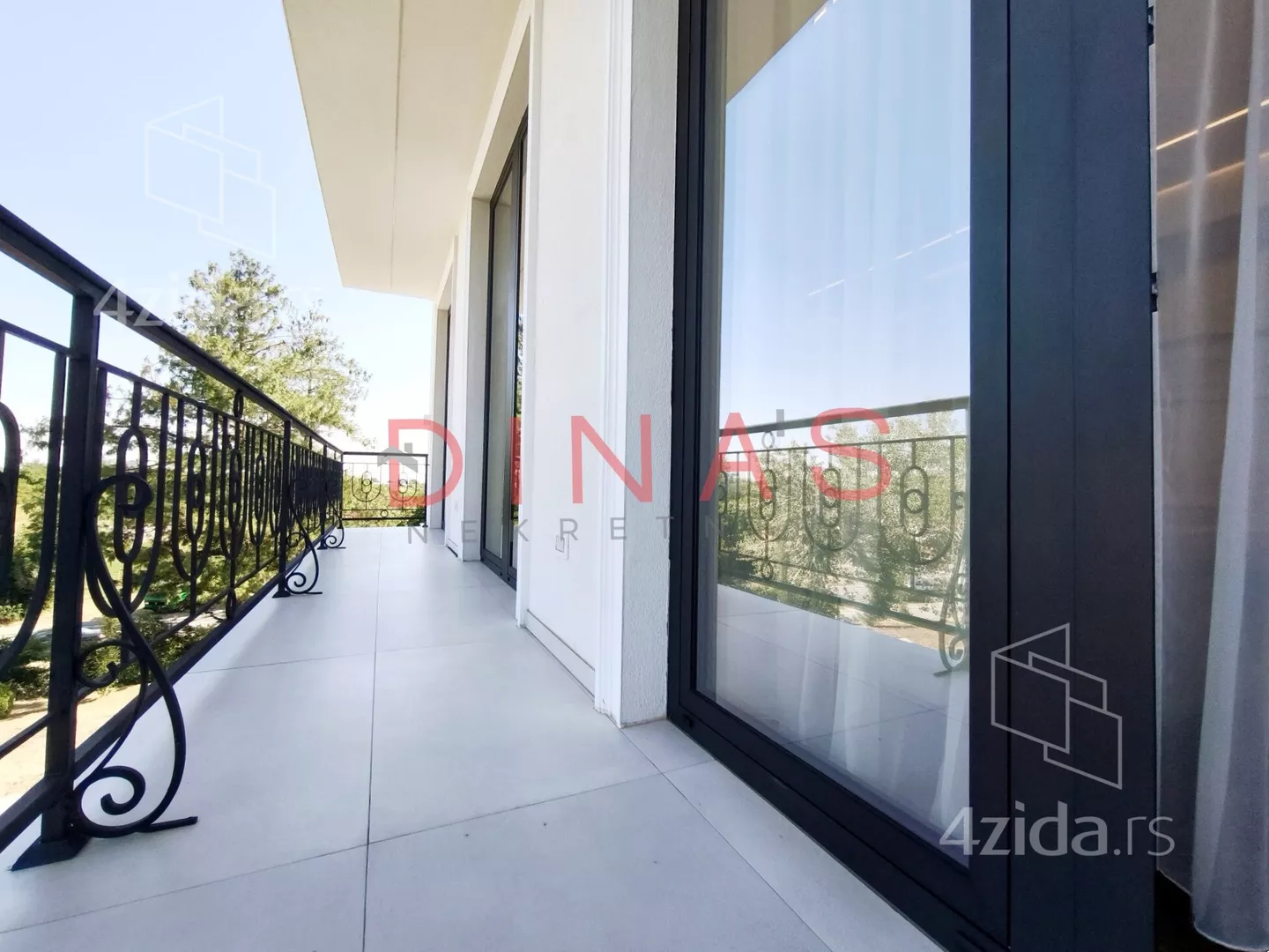 Petosoban stan | 4zida