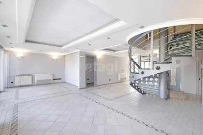 Krunski Venac | 4zida.rs