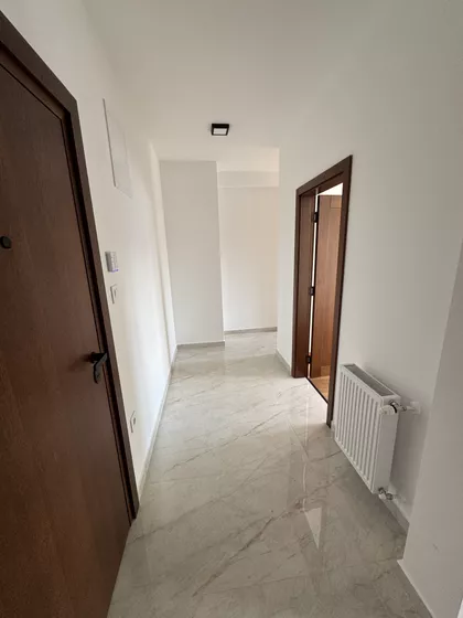 Radnička 18 | 4zida.rs