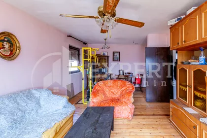 Đure Strugara | 4zida.rs