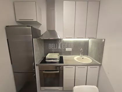 Gospodara Vučića | 4zida.rs