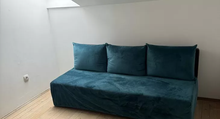 Šestosoban stan | 4zida