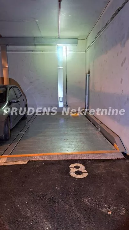 Crveni Krst Vračar | 4zida.rs