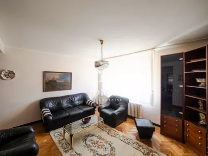 Neznanog Junaka bb | 4zida.rs